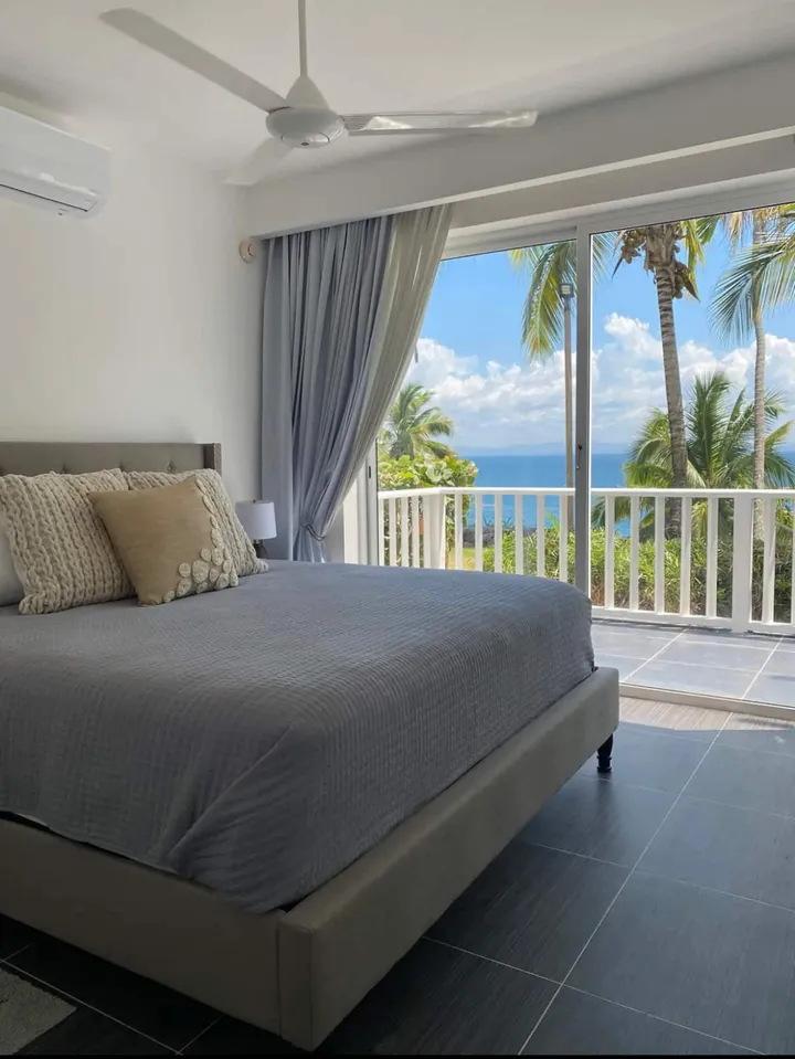 XIV-301 Oceanfront Retreat, apartamento en alquiler en Vista Mare, Samaná