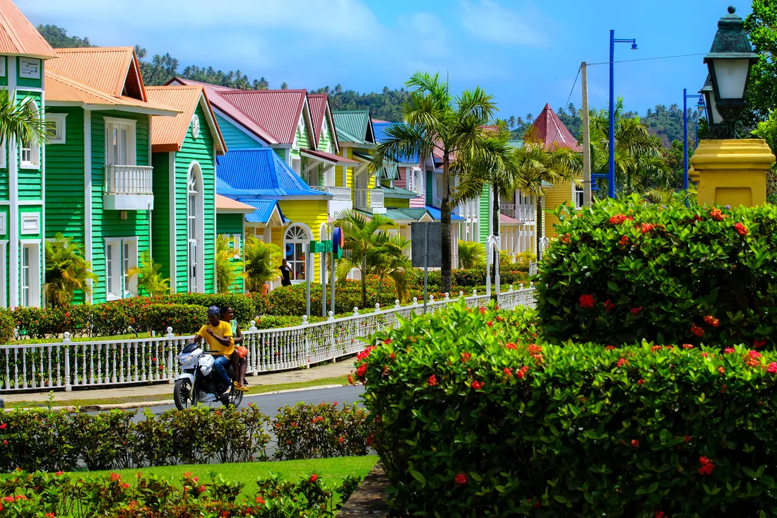 Colourful wooden houses in Santa Bárbara de Samaná